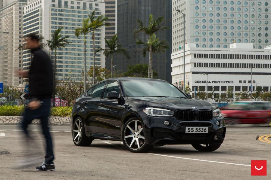  BMW X6 M on Vossen Wheels (CV7) 2018 года  (фото 1 из 23)